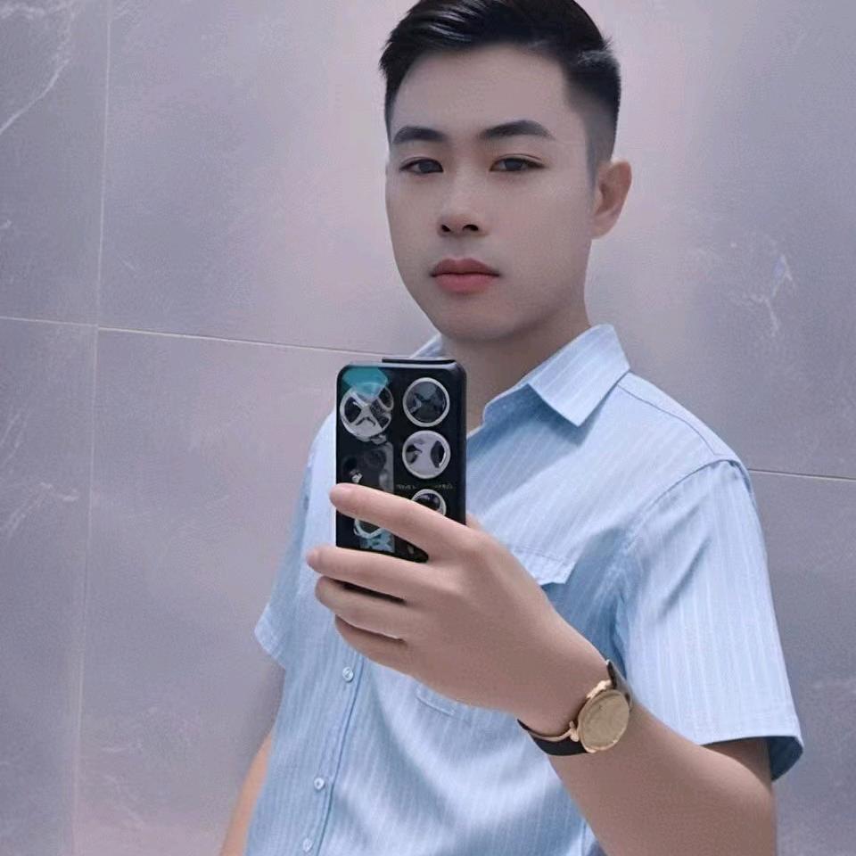 田蓬宏云家具杨