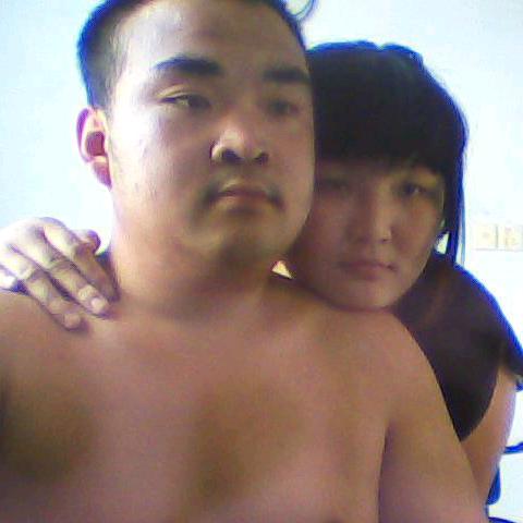 骑在坟头调戏鬼