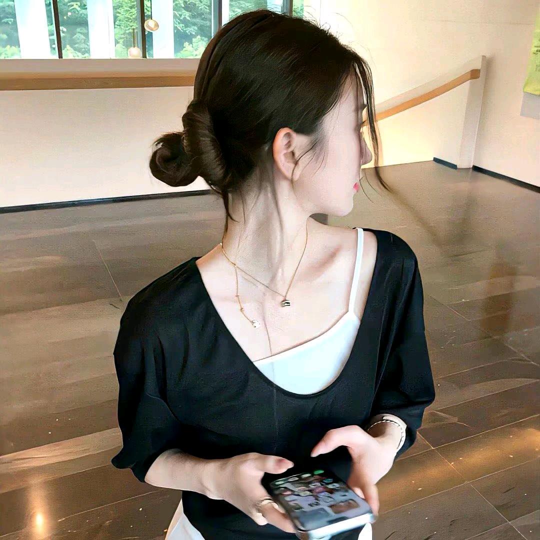 乐莹✌︎' ֊'