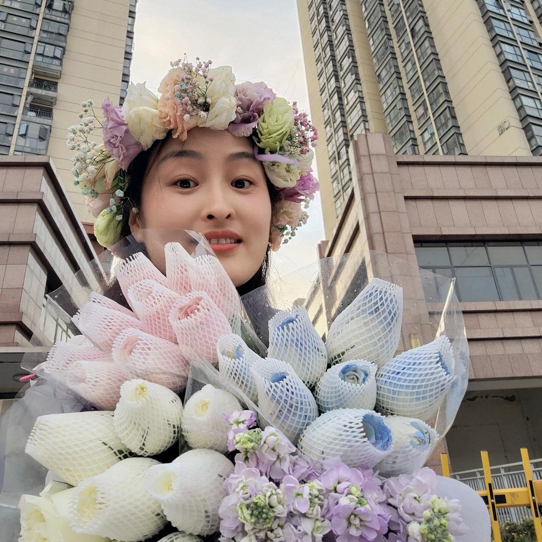 幸福快乐满满登登😉