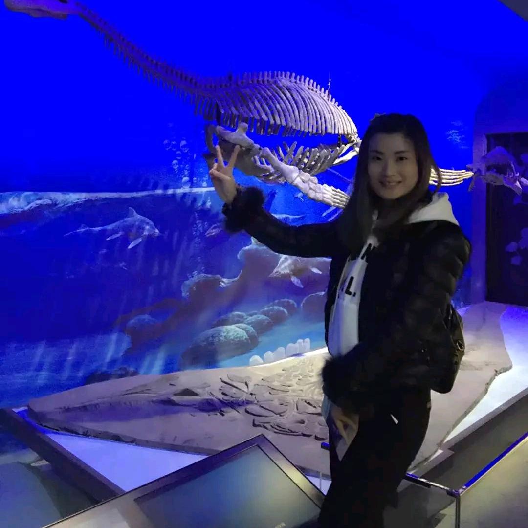 F🐳安静的冒失鬼