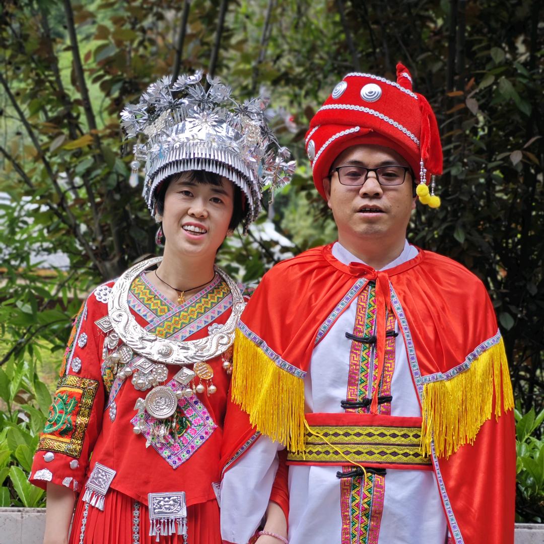 岁月⊂(˃̶͈̀ε ˂̶͈́ ⊂ )吻痕