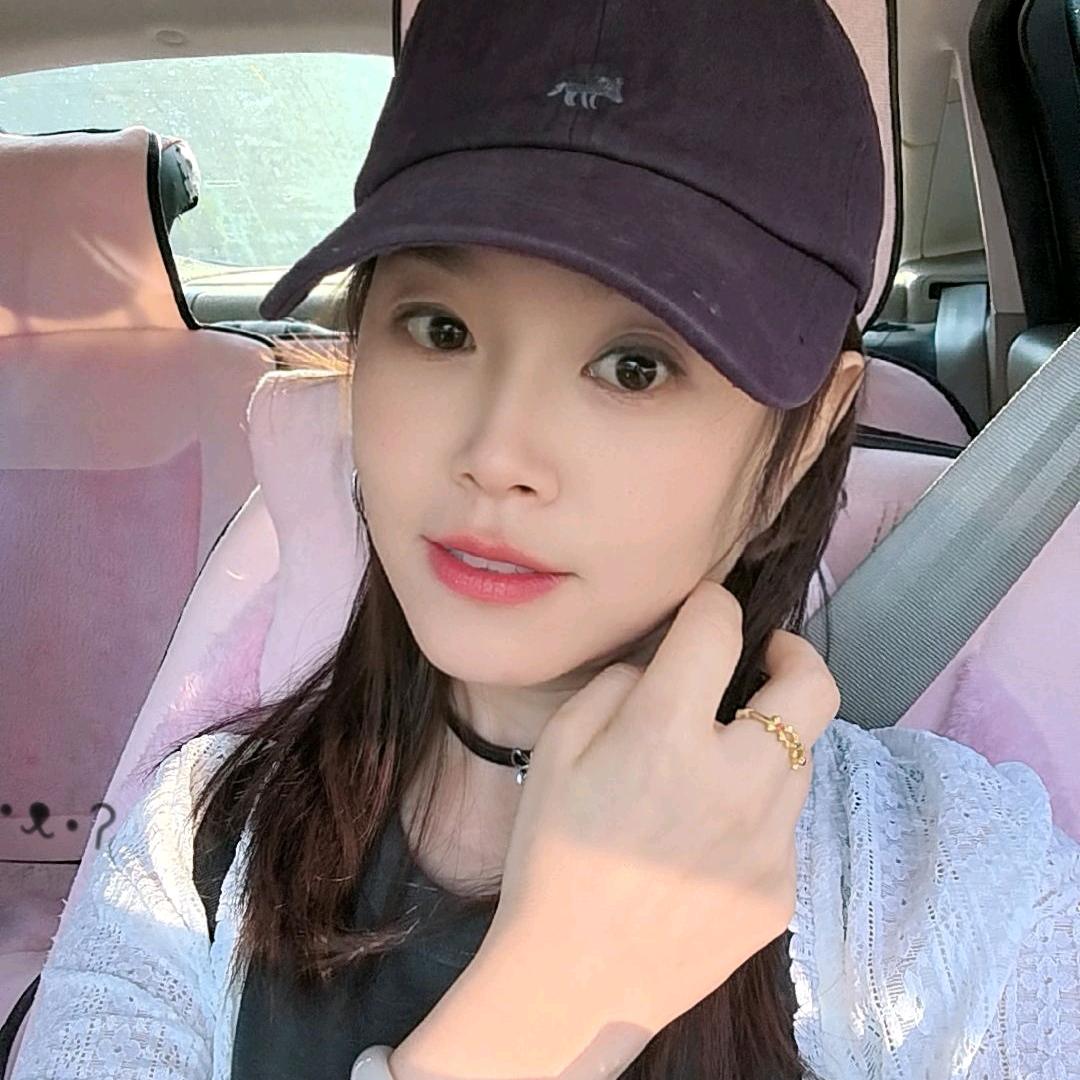 娜菇凉吖💕