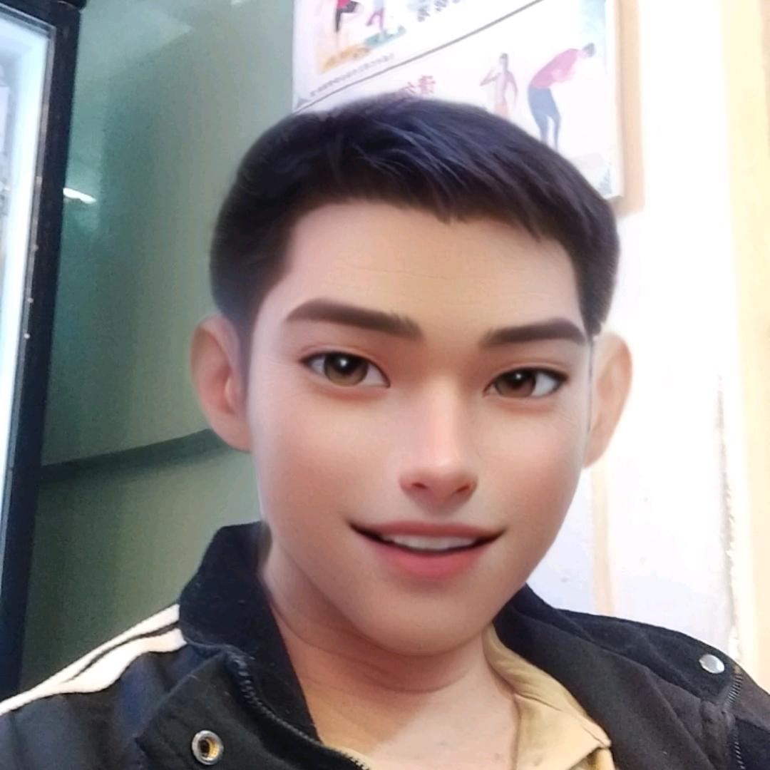 云小伟。