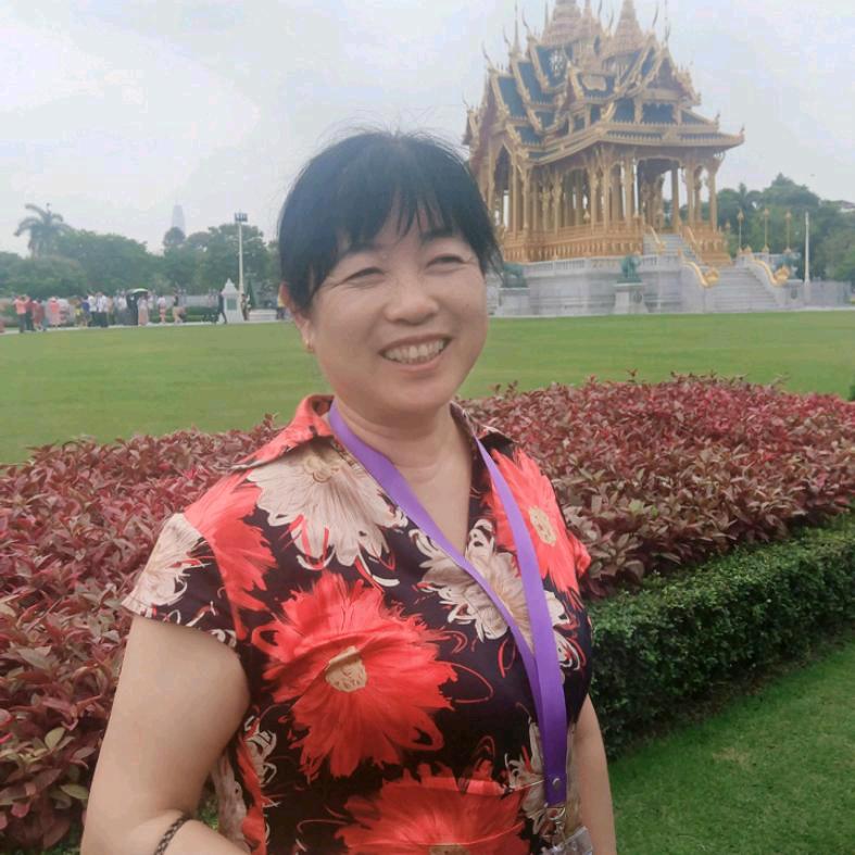 蓝魅超（568）早上8半点开播