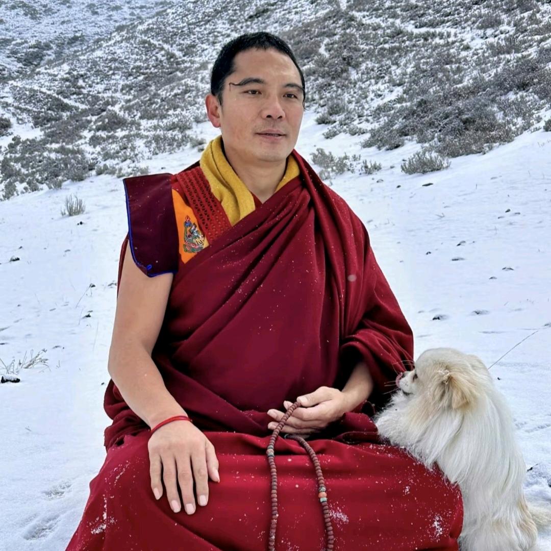 ༒人一定要靠自己༒🐉