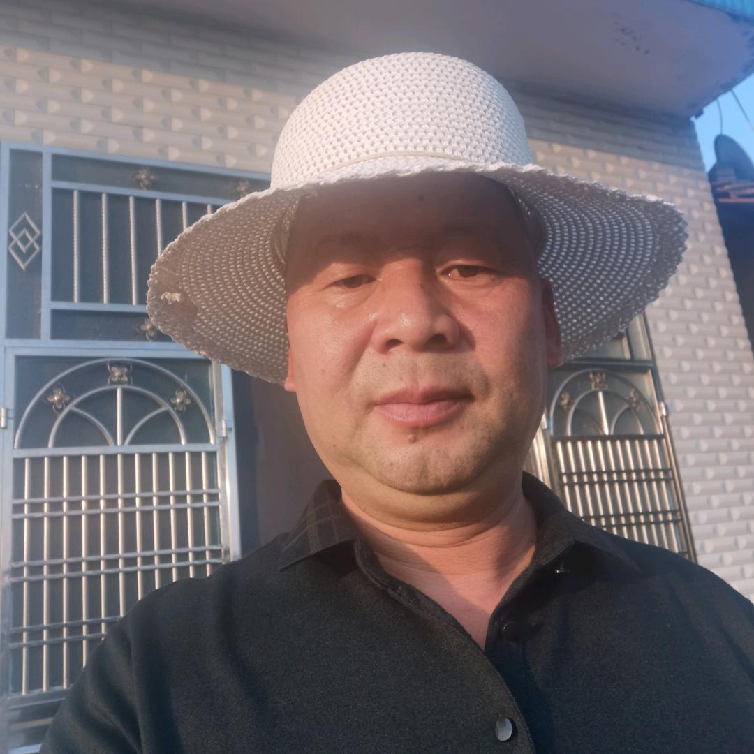 种脐橙的杨哥