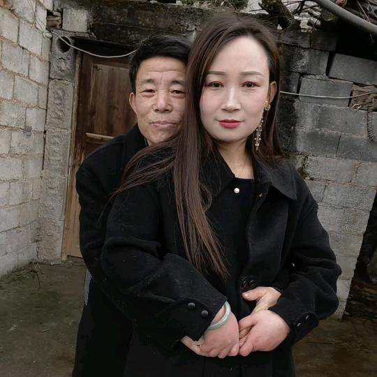 老刘小缪在农村(教剪辑拍视频+橱窗好物)