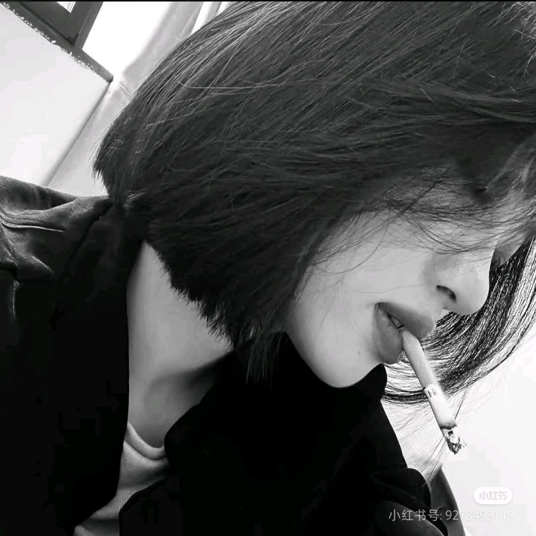 @ᥫ默然: 🥀᭄芬꧔ꦿᩚ💕