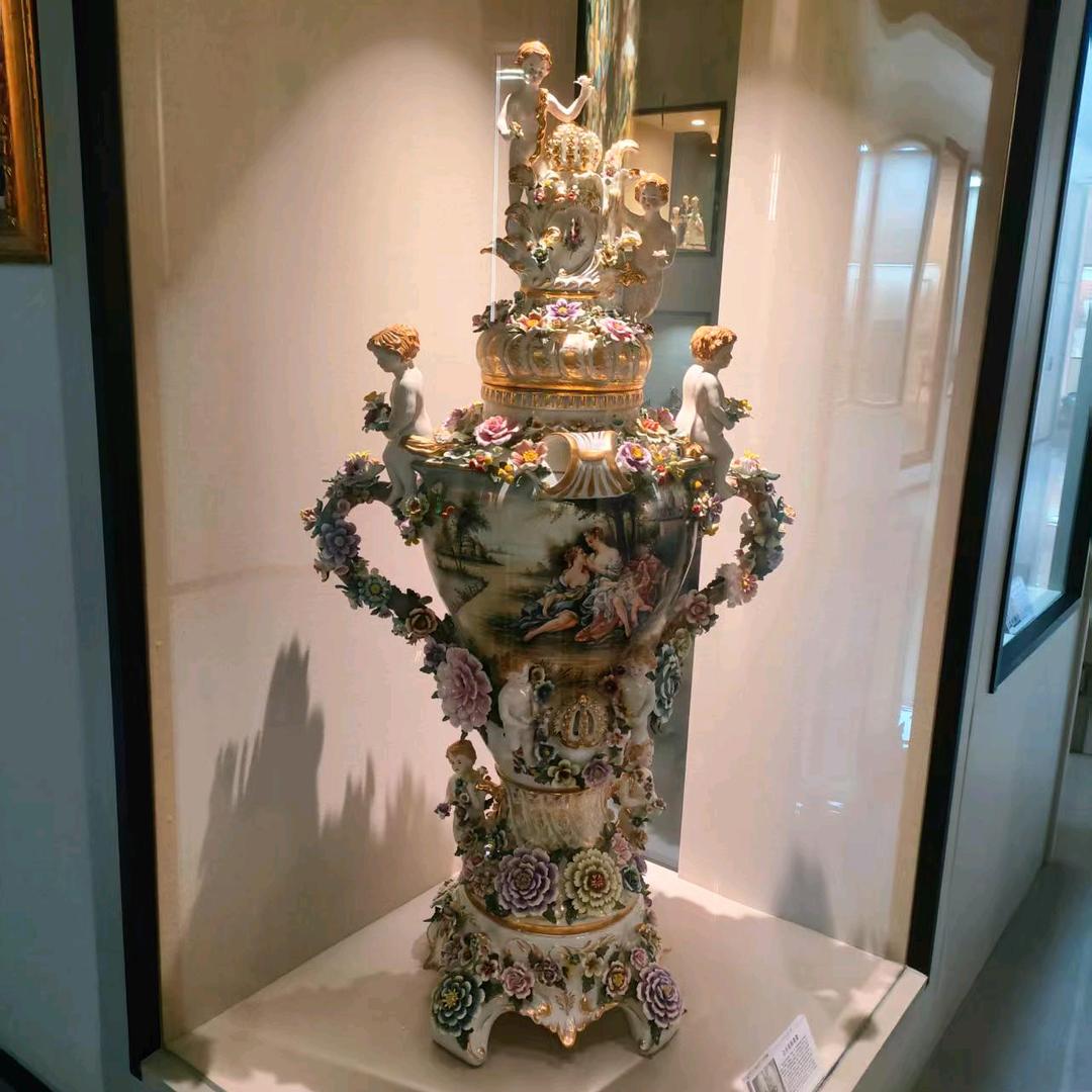 大昭九旃艺术品会所