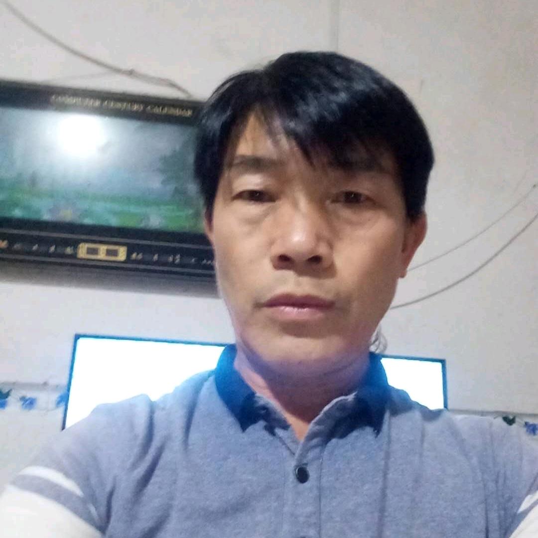 南坡乡黄伟