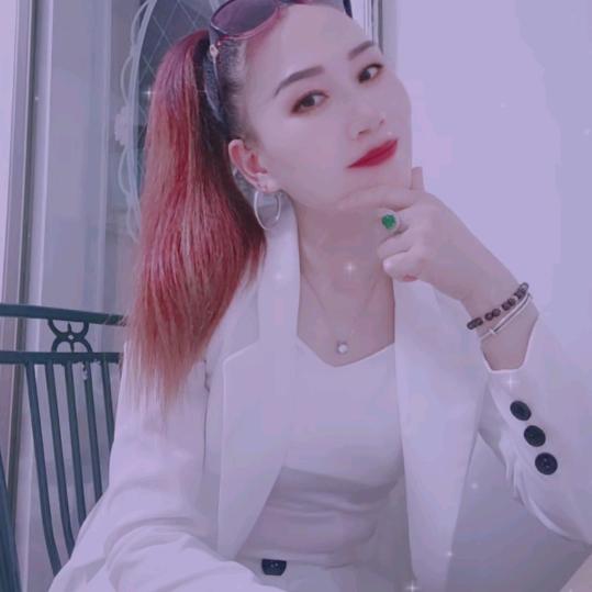 隆妹76年农历二月初九龙女🐉自己编舞