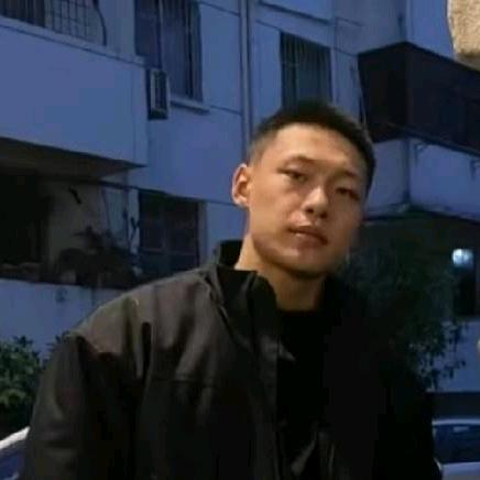 黑⑧