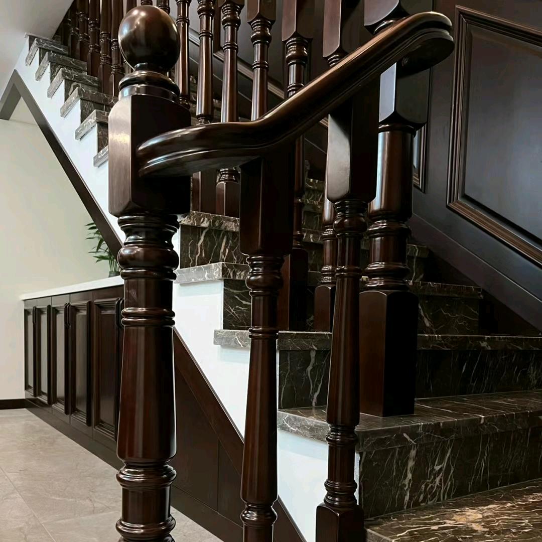 专业安装楼梯扶手