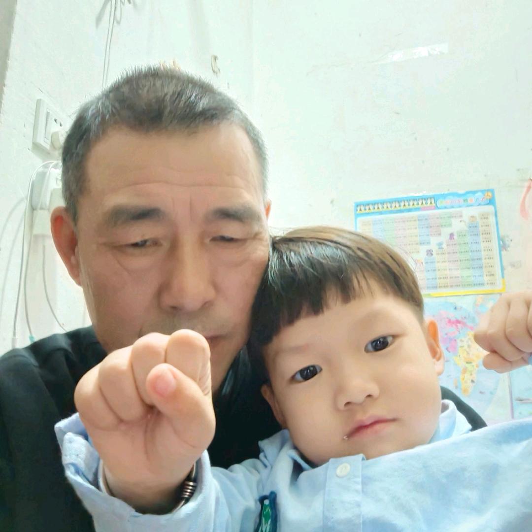 阿明