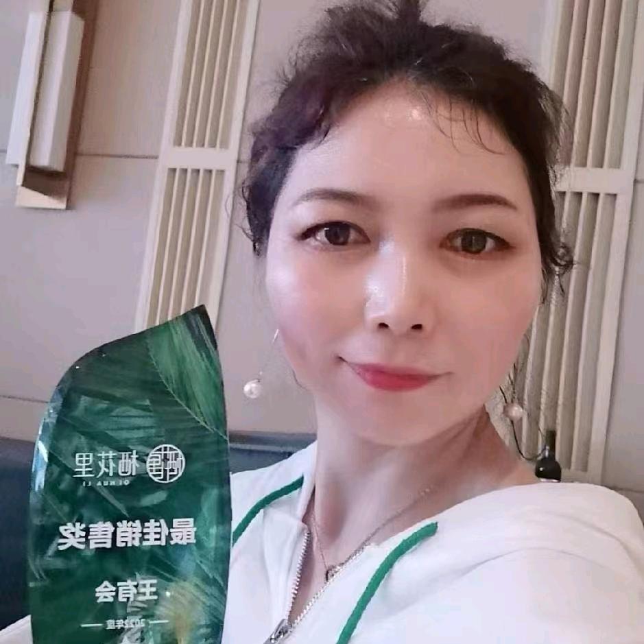 汇发轻素栖花里官方号