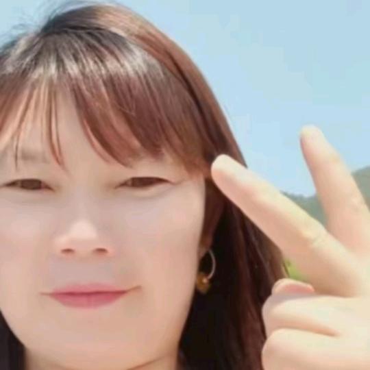 四川小妹云南哥开心大主播