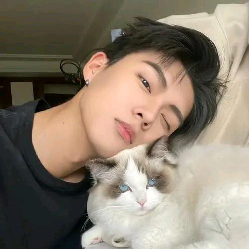 T.T