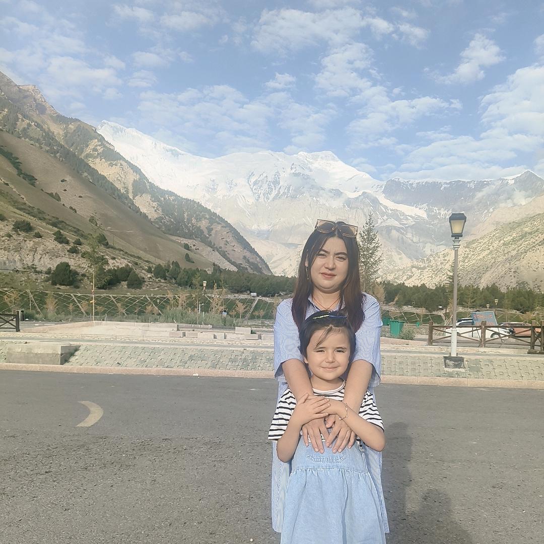 一片空... ... 白