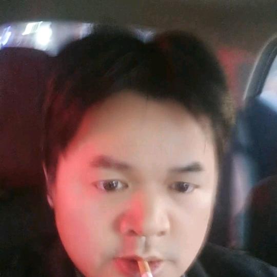王依依