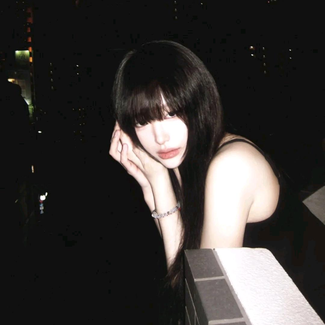 伊伊