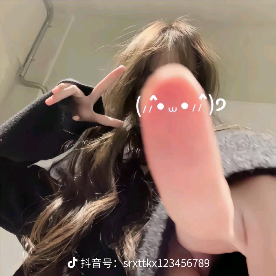 摆烂小鱼🐟