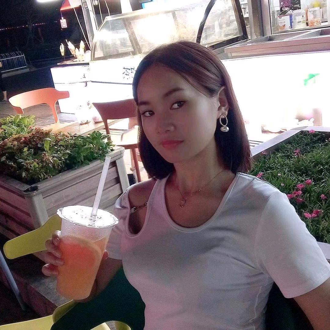 小哈妹
