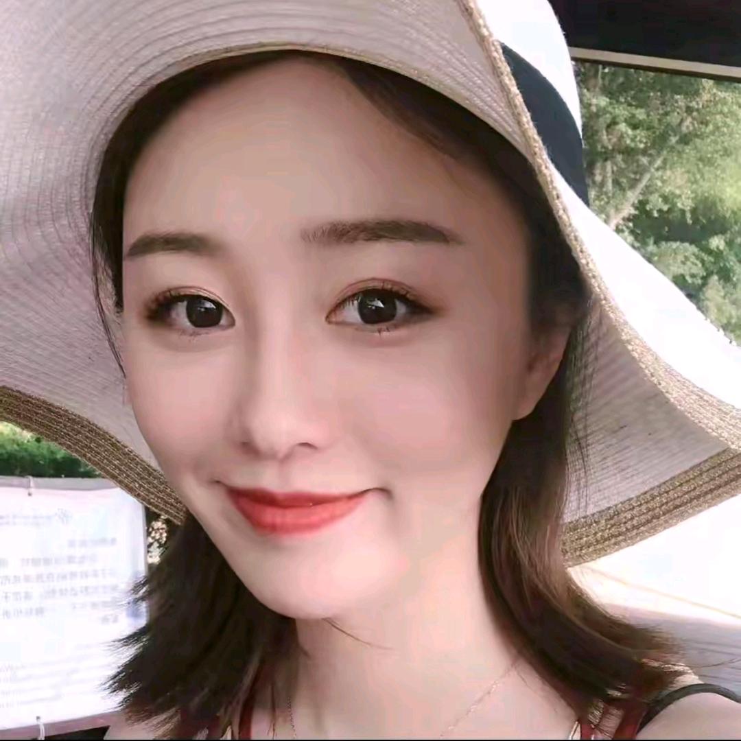 邱莹莹 -严选女装每日穿搭