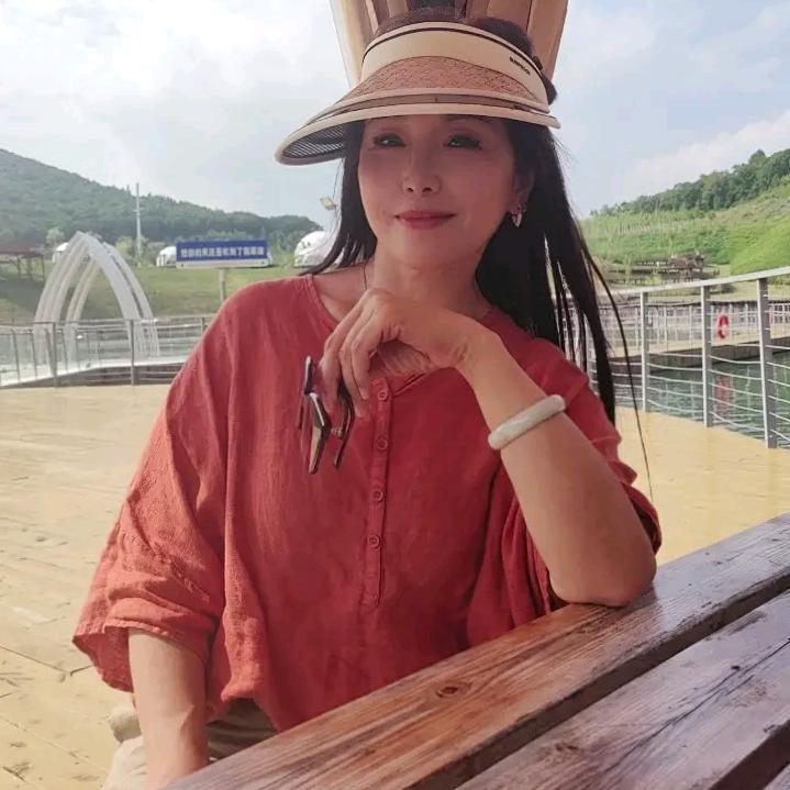 莉