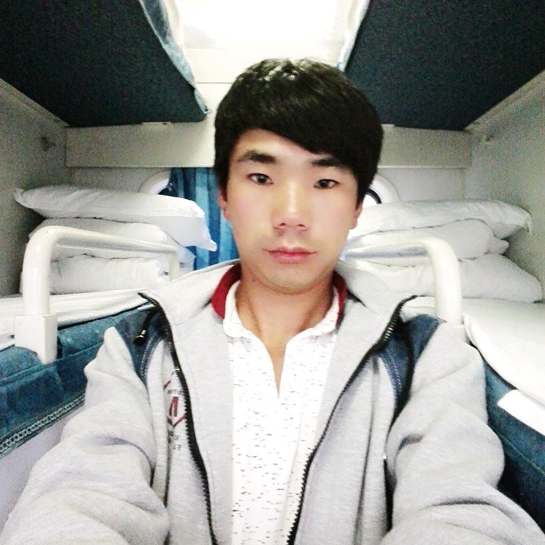💋不帅💋不萌💋不倾城💋赛加雷💋