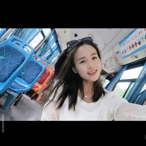 娜子✌🏼