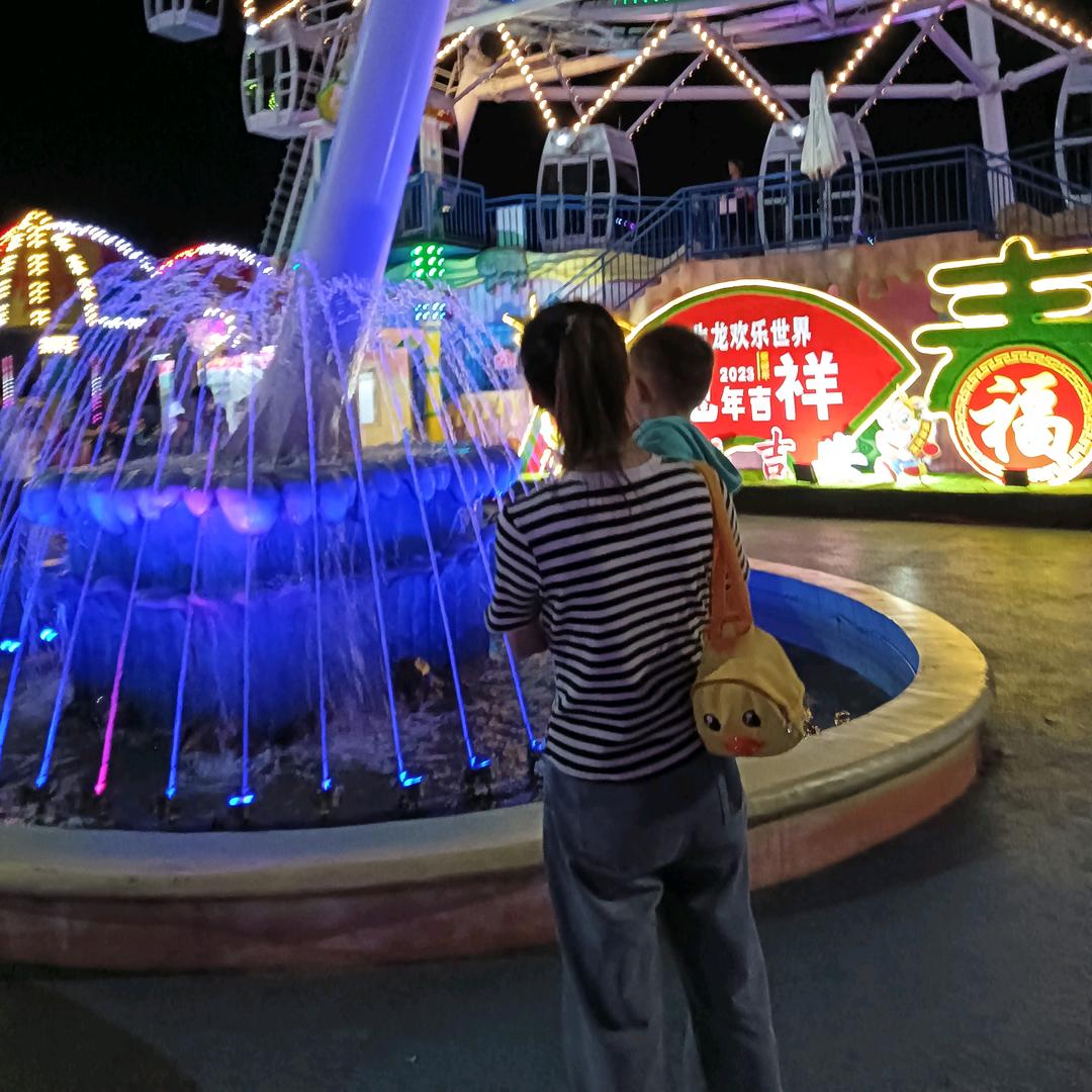 小小刘吖