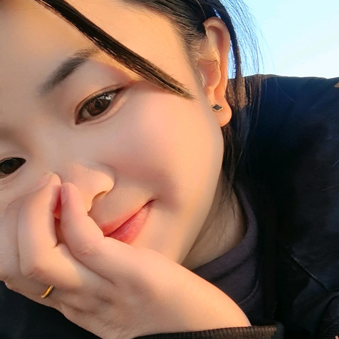 李菲