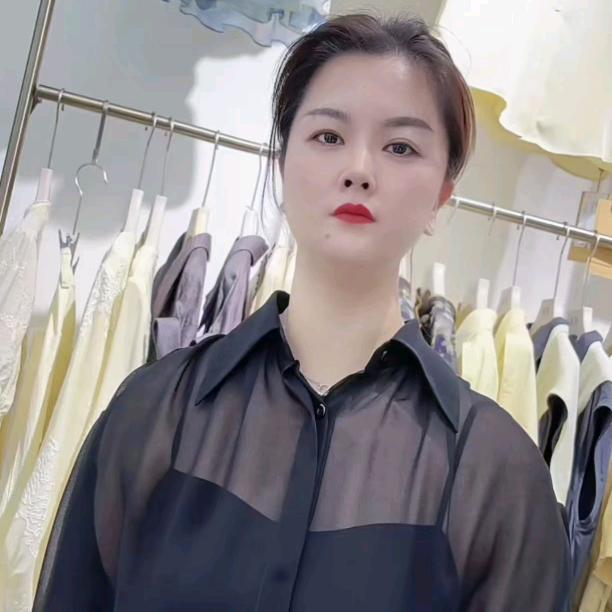 安妮·鸭鸭·芳芳