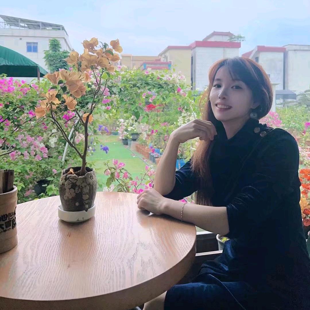 女桩主~丽锦园艺园