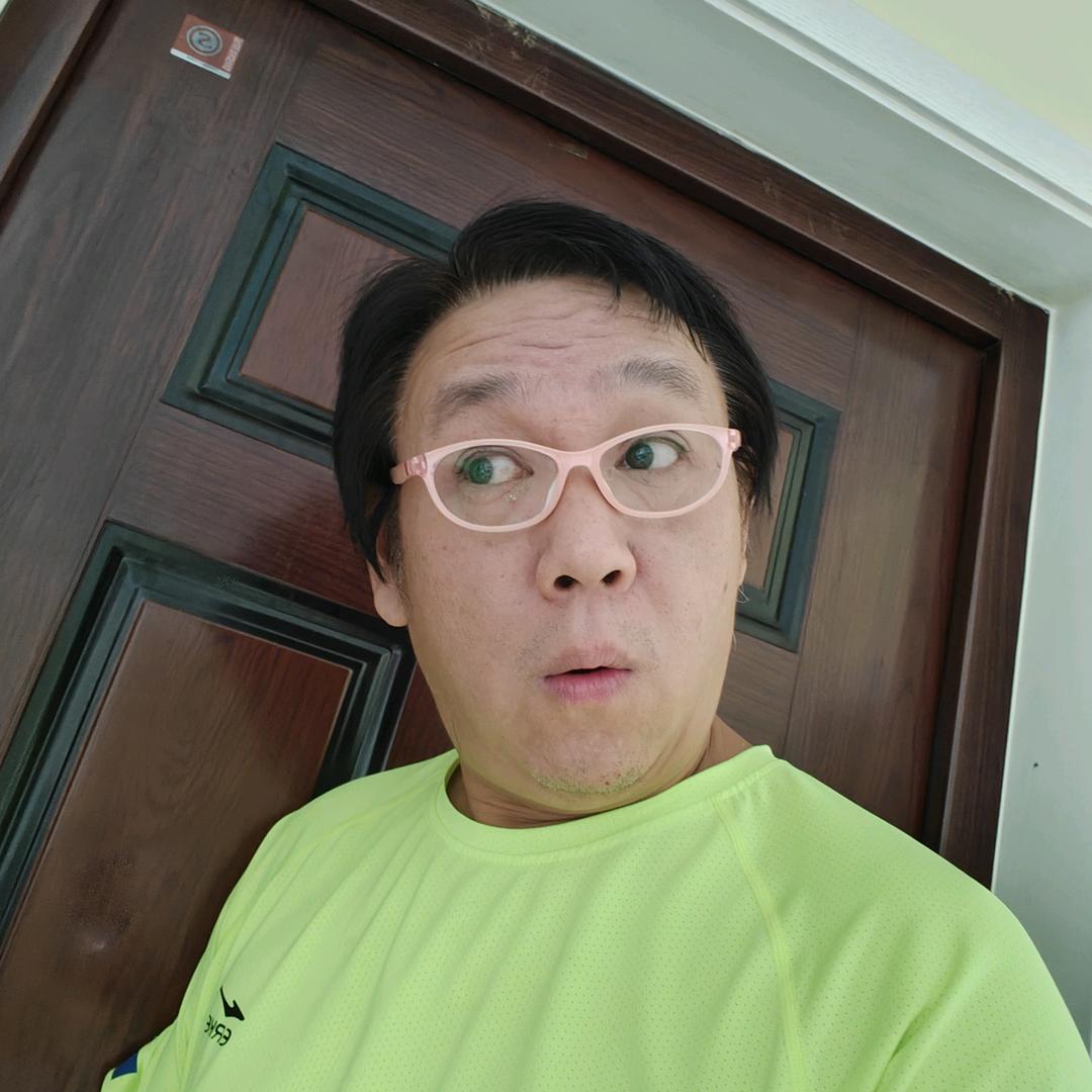 小辫子闲得慌