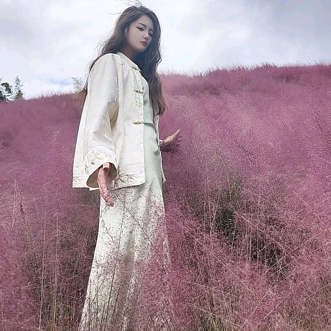 铭玥⁹⁵¹⁸（1月8日生日）