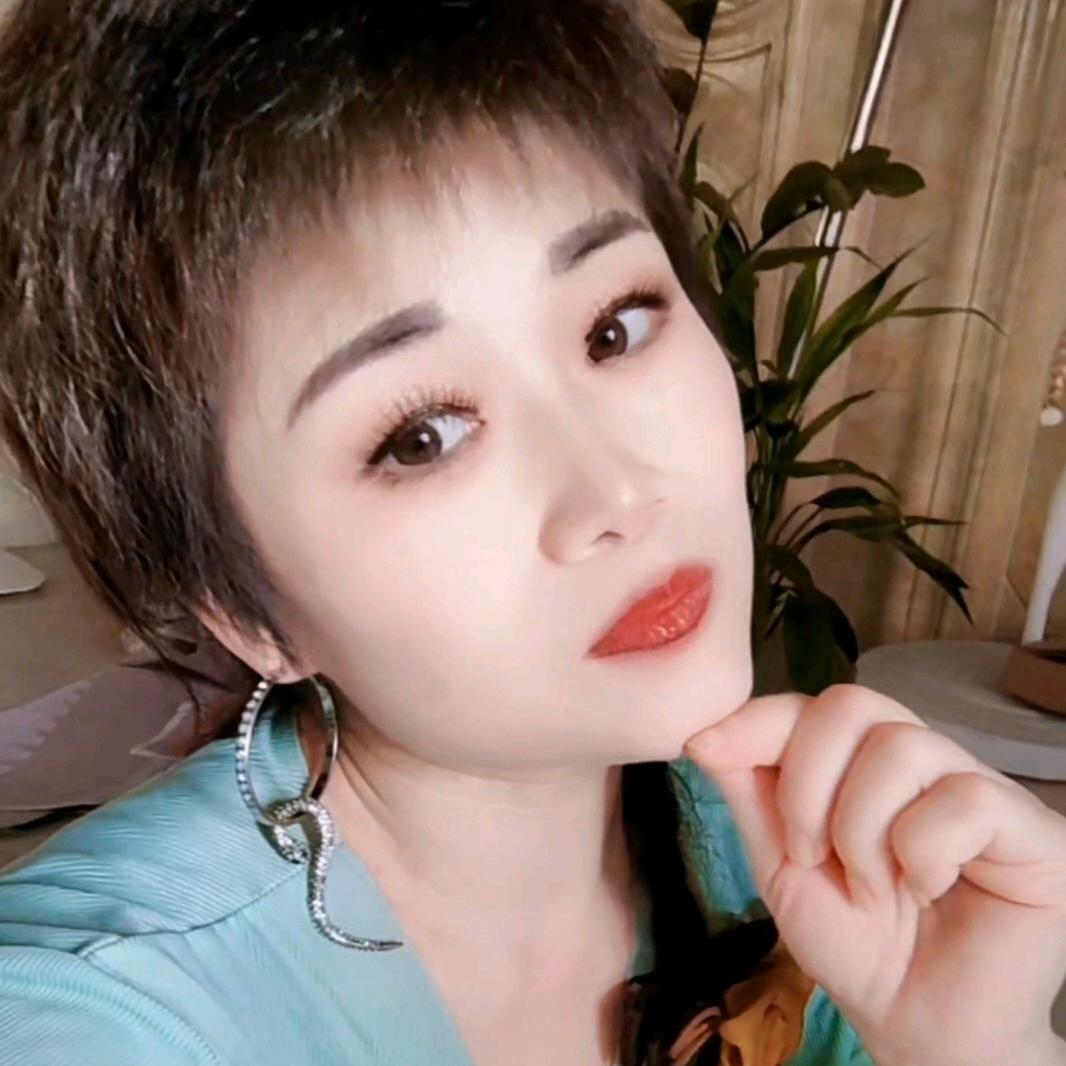 兵妹女侠🎤