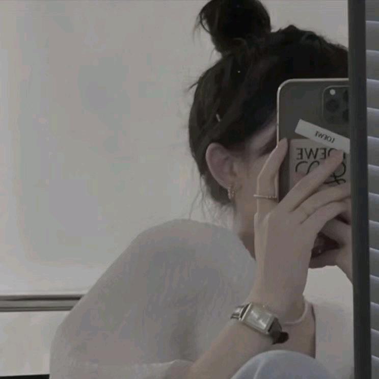 " 梦里花ㄣ"