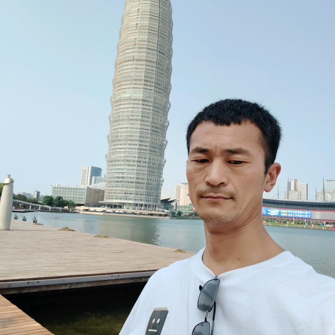 自立更生小杨哥