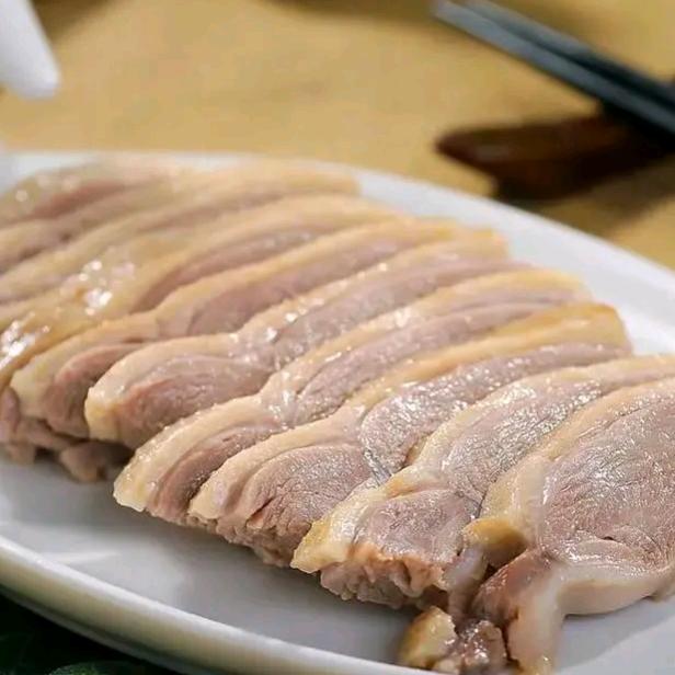 南京老字号盐水鸭