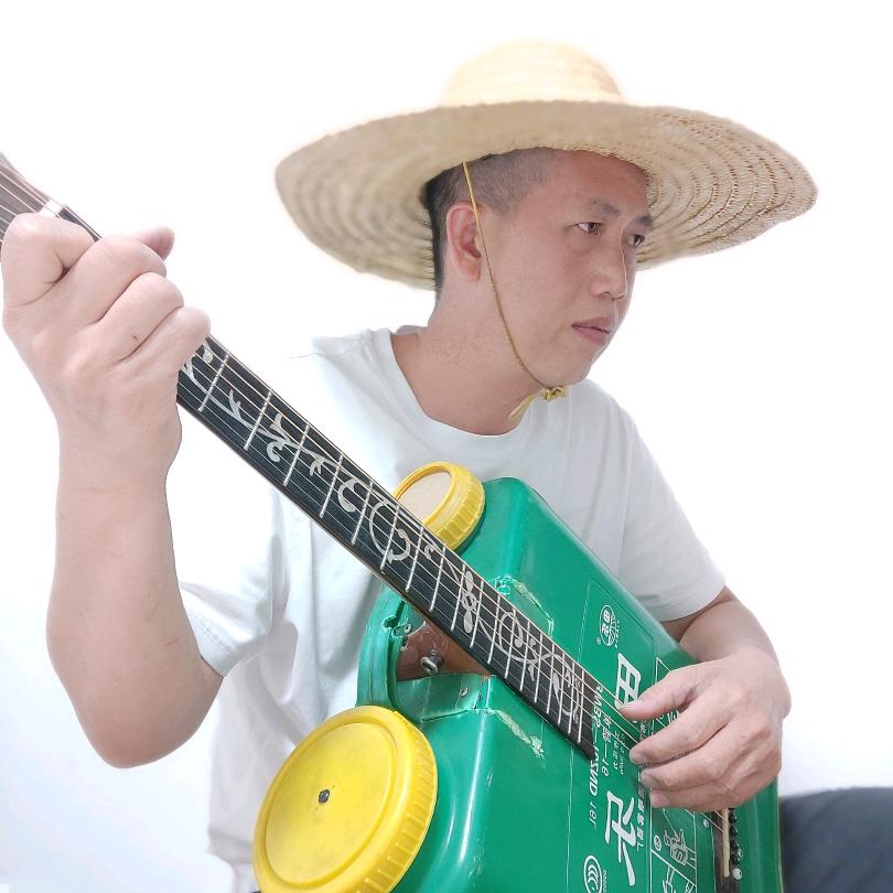 打农药的哥老者