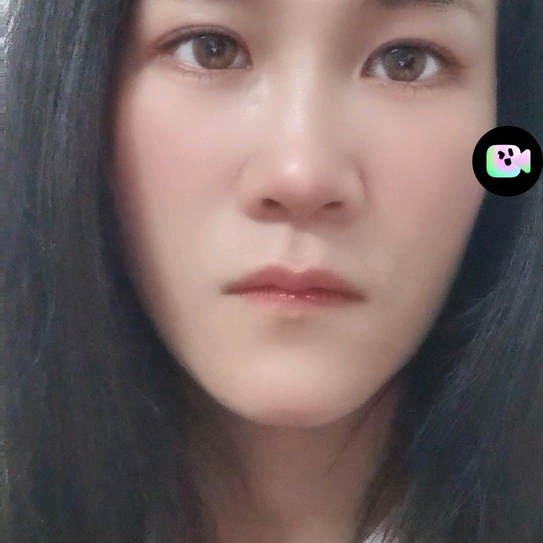 夜出眠头像