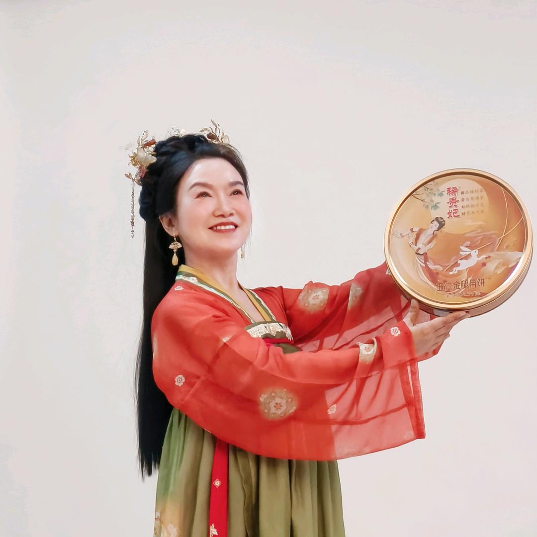 阳光论坛  稀贵妃品牌创始人琴姐