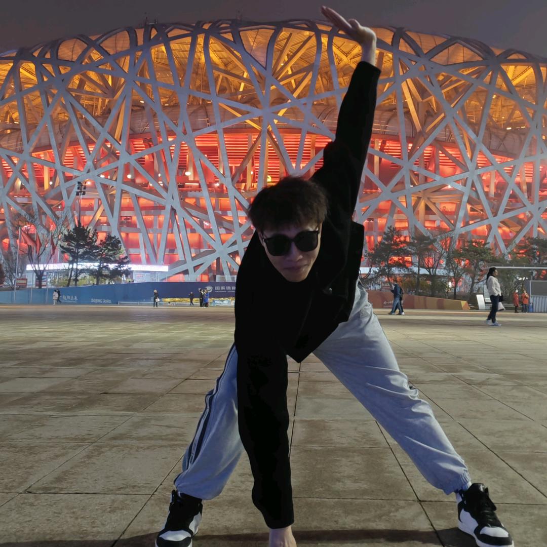 小胡游记（诸暨希尔顿酒店游泳教练胡教练）