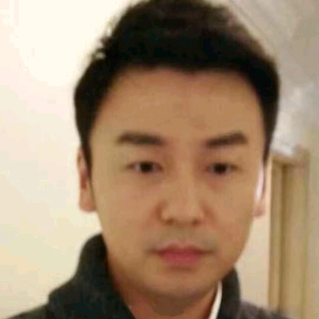 一朵风中缥缈的向日葵