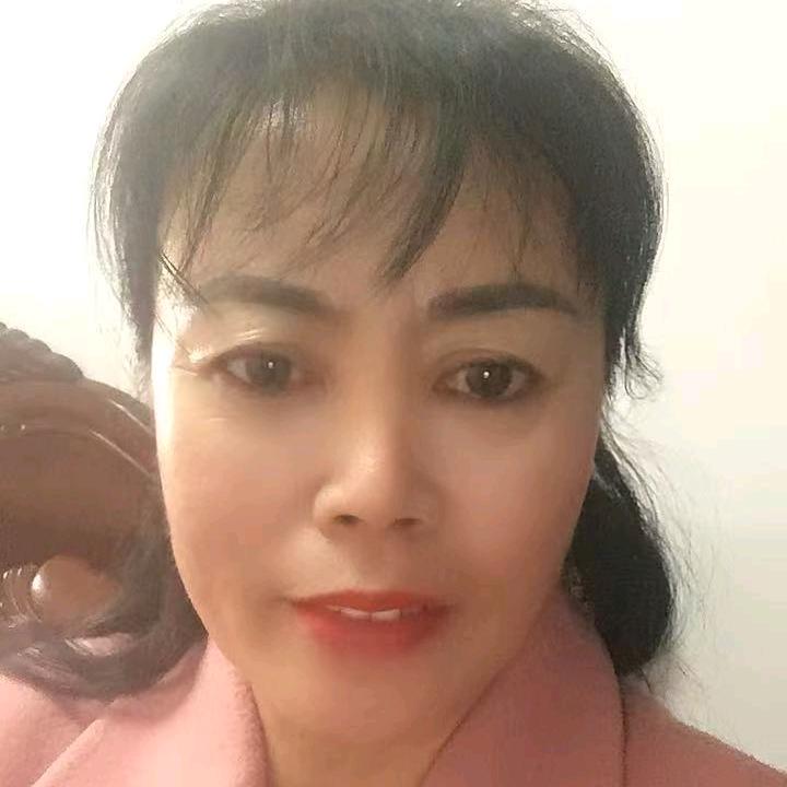 小梅🌺早上五点四十开播不见不散🌹