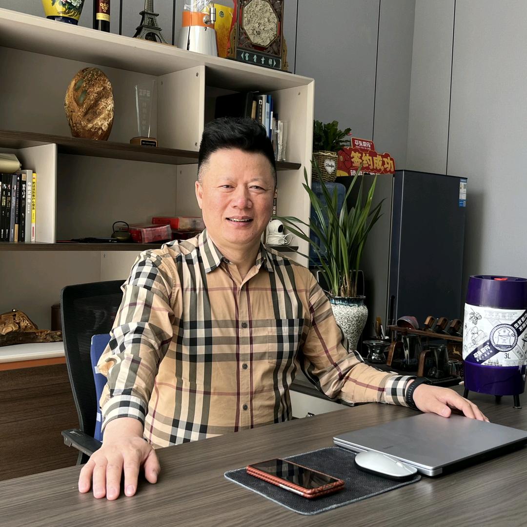 温三哥讲商业