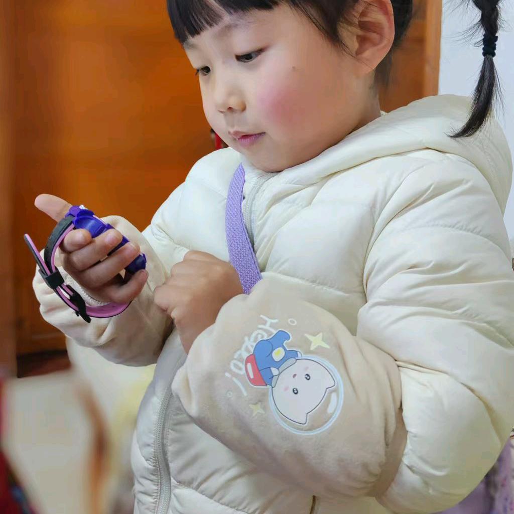 李华梅