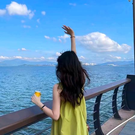 韦雪（人间清醒）